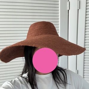 Floppy Straw Brown Wide-Brim Hat